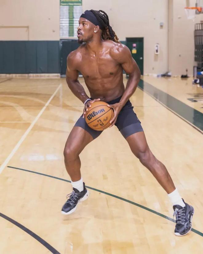 也反映了他 也反映了他